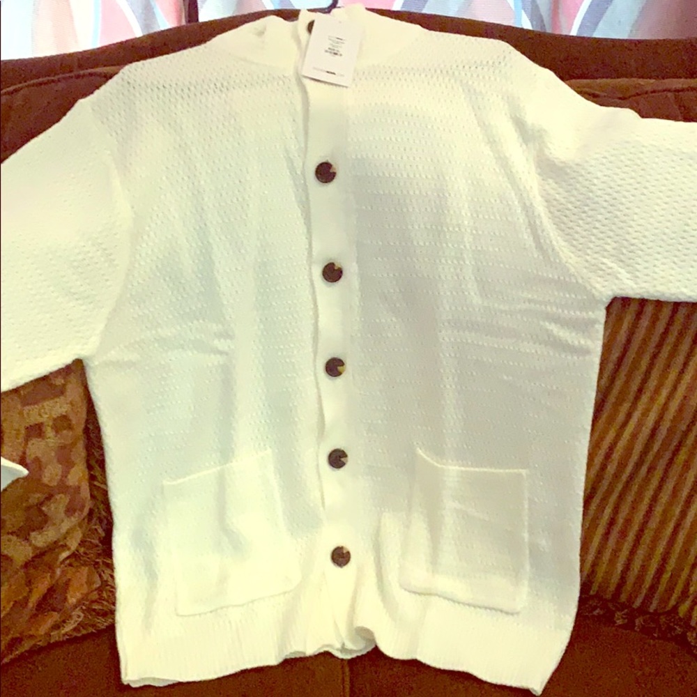 Men’s XL cream sweater